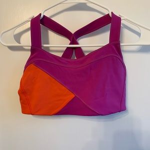Sports bra